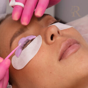 Eyelash tint